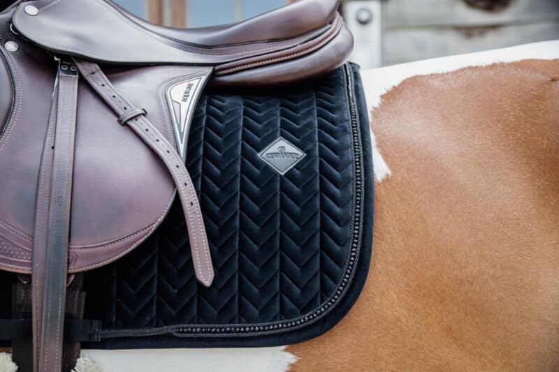Kentucky Horsewear - Underlag - Velvet pearls spring - Billede 6