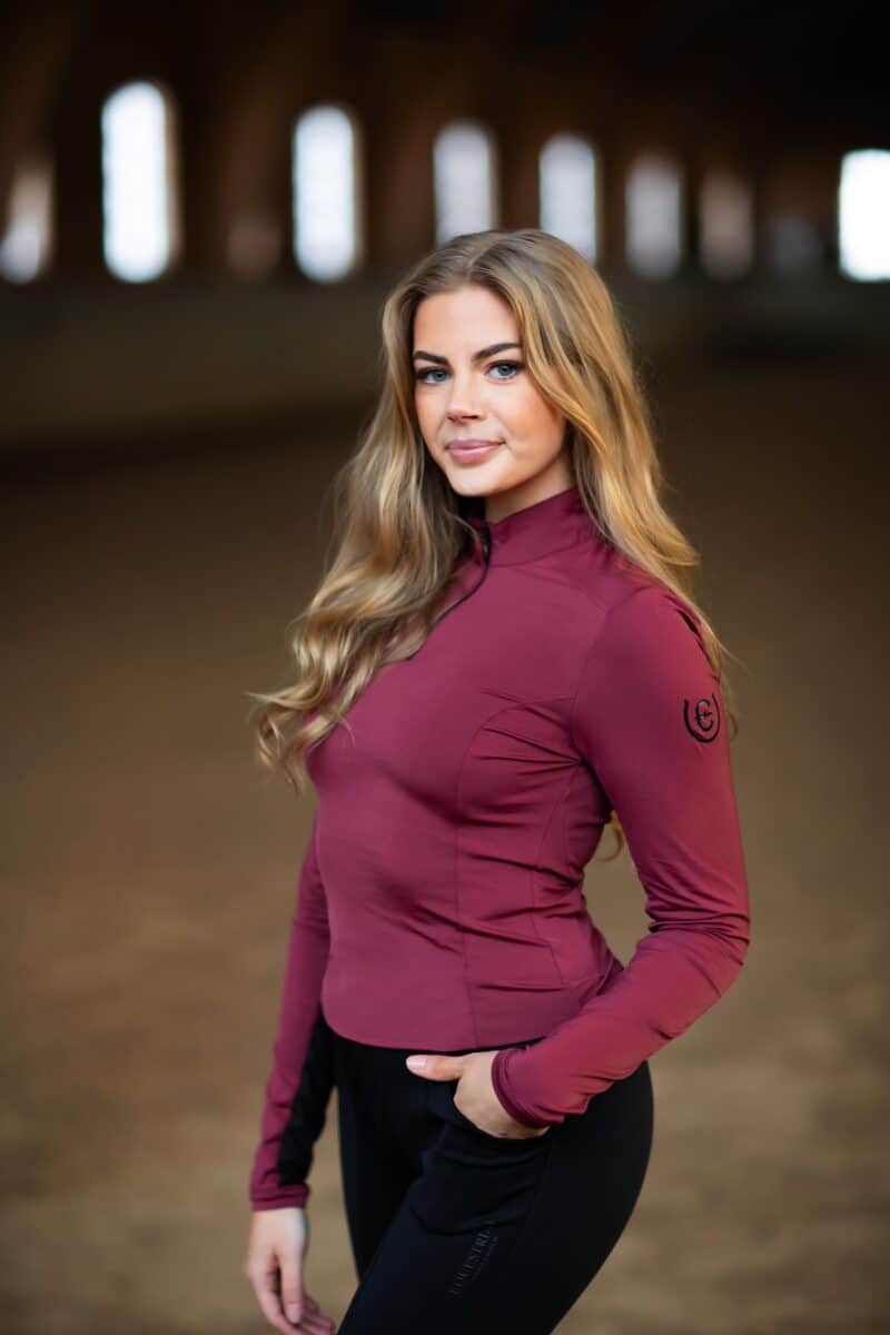 Equestrian Stockholm - Air Breeze sunshirt - Bordeaux - Image 2
